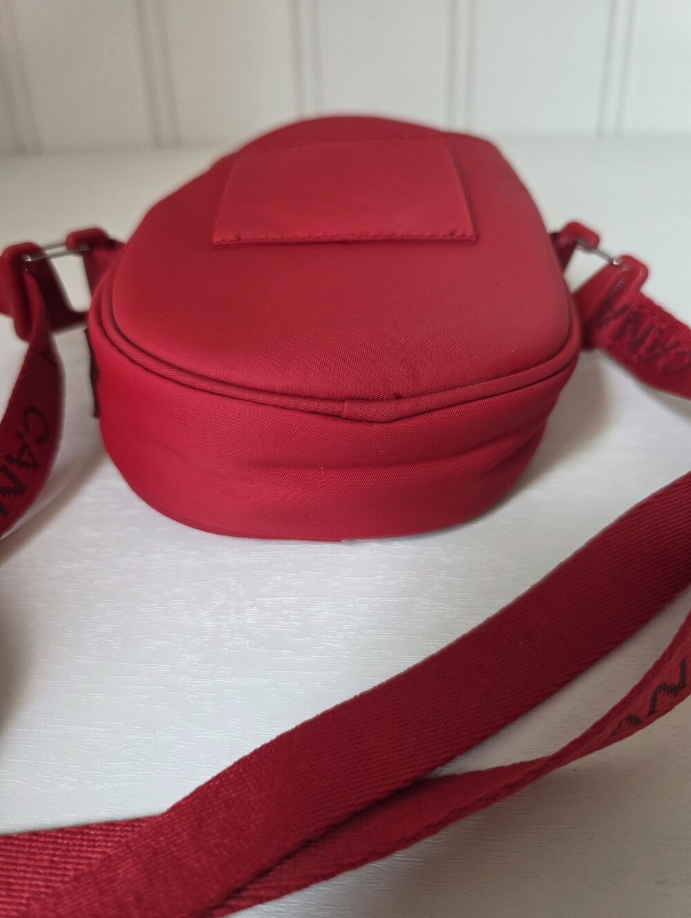 Lululemon Team Canada 22 Future Legacy Crossbody Bag Crimson Red - Picture 9 of 11